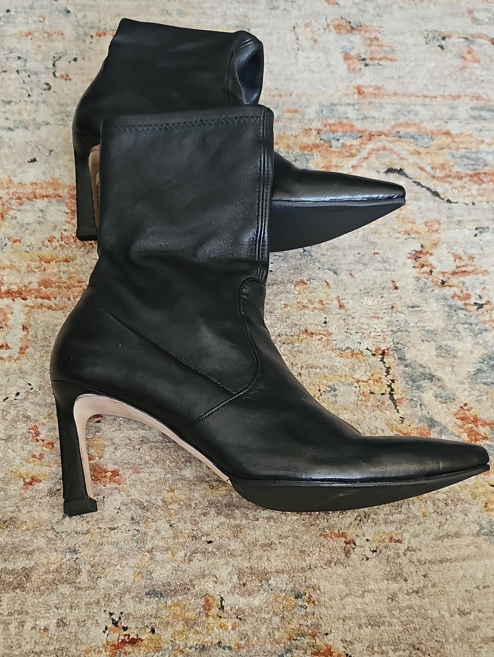 Stuart Weitzman Black Pointed-Toe Leather Boots Sz 9